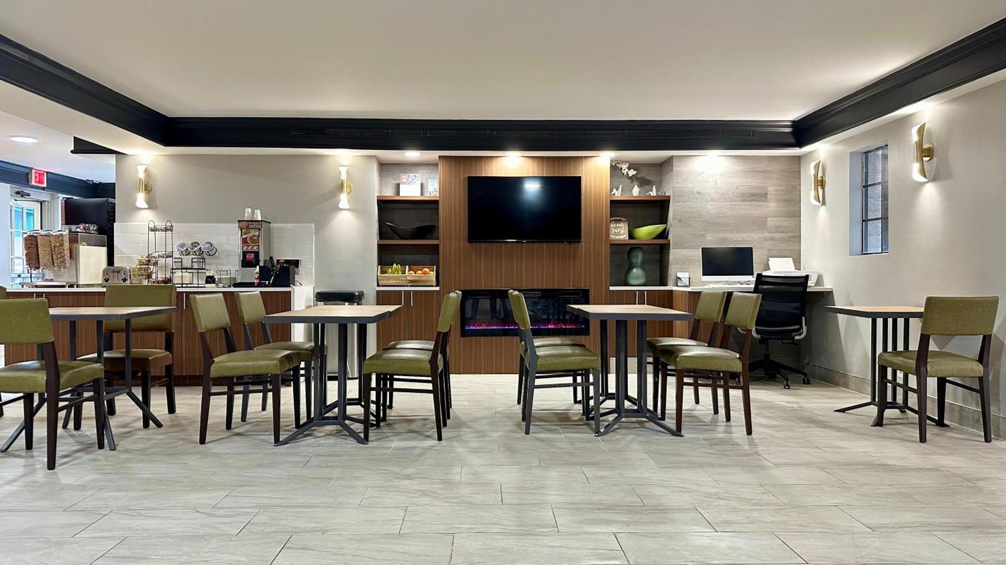 La Quinta Inn By Wyndham Huntsville Research Park מראה חיצוני תמונה
